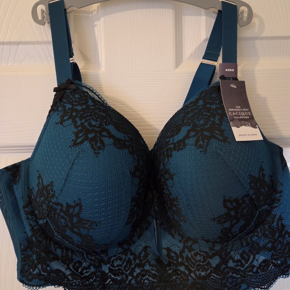 Cacique Teal and Black Lace Bra